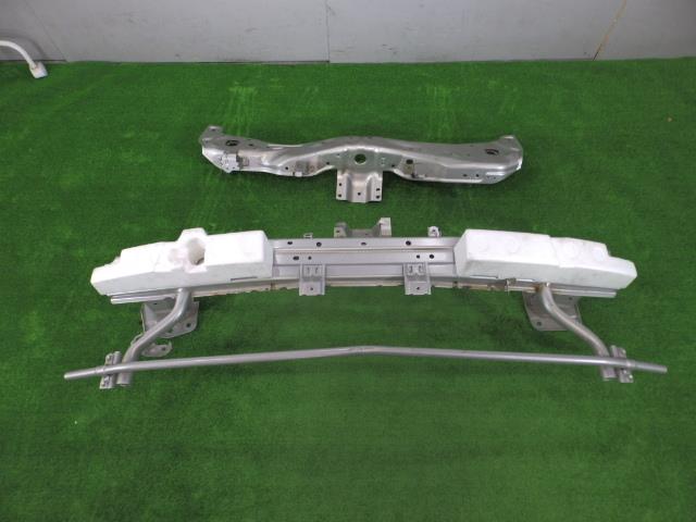 【中古】中古部品 ギャランフォルティス CY6A ﾌﾛﾝﾄﾊﾞﾝﾊﾟｰﾎｰｽﾒﾝﾄ 【3260250000-000025075110120】