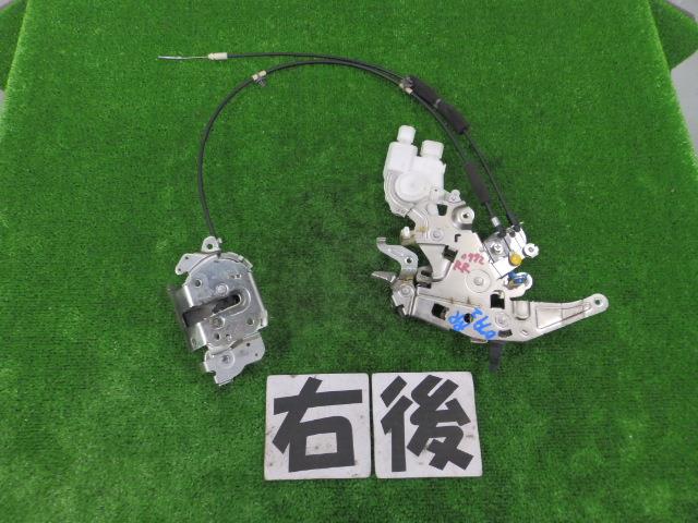 【中古】中古部品 NV200バネット VM20 右ﾘｱﾄﾞｱﾛｯｸｿﾚﾉｲﾄﾞ 【3260250000-000025079264570】