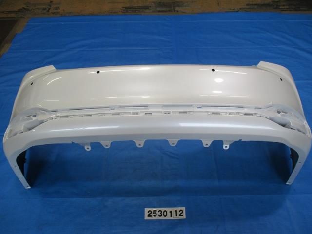 【中古】中古部品 レクサス ES AXZH10 ﾘｱﾊﾞﾝﾊﾟｰ 【3310040100-000253011215100】