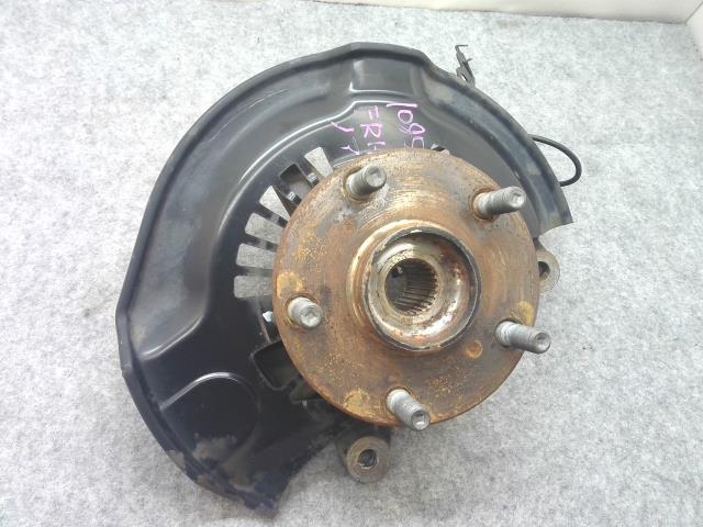 【中古】中古部品 ノア ZWR80G 右ﾌﾛﾝﾄﾅｯｸﾙﾊﾌﾞ 【3310550000-250610002744310】 7,468円