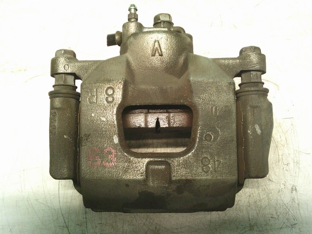 【中古】中古部品 ヴィッツ NSP130 右ﾌﾛﾝﾄｷｬﾘﾊﾟｰ 【3330990500-250619000144330】