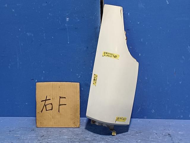 【中古】中古部品 エルフ NKR81EA 右フロントコーナーパネル 【3310050100-240725000211300】