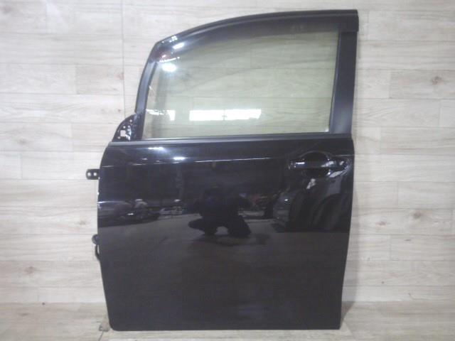 【中古】中古部品 ヴォクシー ZRR80G 左ﾌﾛﾝﾄﾄﾞｱ 【3310390100-250531001013200】