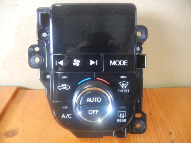 【中古】中古部品 タンク M900A A/Cｽｲｯﾁﾊﾟﾈﾙ 【3340220100-000226033560900】