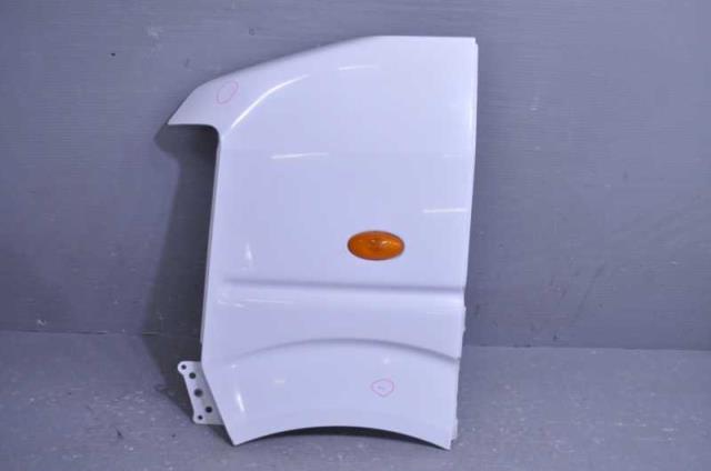 【中古】中古部品 エブリィ DA64V 左フロントフェンダー 【3310580000-250619000210700】