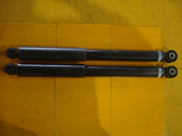 【中古】中古部品 タンク M900A リアストラット・アブソーバーセット 【3340220100-000226033551450】