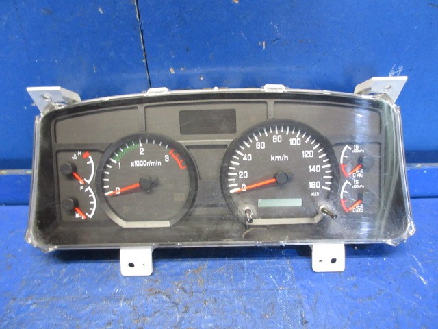 【中古】中古部品 フォワード FRR90S1 スピードメーター 【3310270100-000014856061400】|e-cleマート