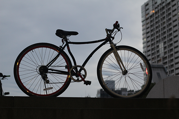タイヤ 自転車 リム幅 最大サイズ