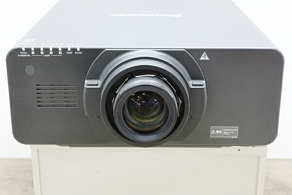 【貨物輸送別途止むを得ず】中古映写機 Panasonic パナソニック PT-DW17K 【中古】