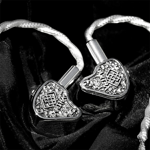 楽天市場】Flipears AURORA XXIV (Universal Fit) 有線イヤホン カナル