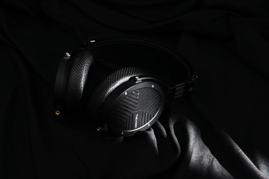 オーディオ THIEAUDIO セーオーディオ ヘッドホン 有線 Wraith 平面