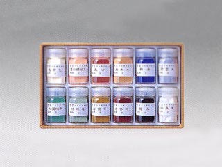 ナカガワ天然岩絵具 12色セット黄函D 【天然】 15g ビン入 10,768円