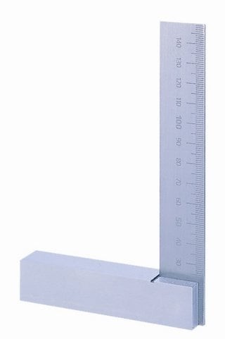 新潟理研測範 569-200 目盛付精密台付直角定規 C形 呼寸法:200mm 24,893円