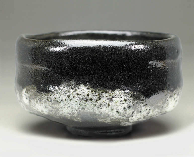 吉村楽入　2017年初春作品　道入「荒磯」写　黒楽茶碗