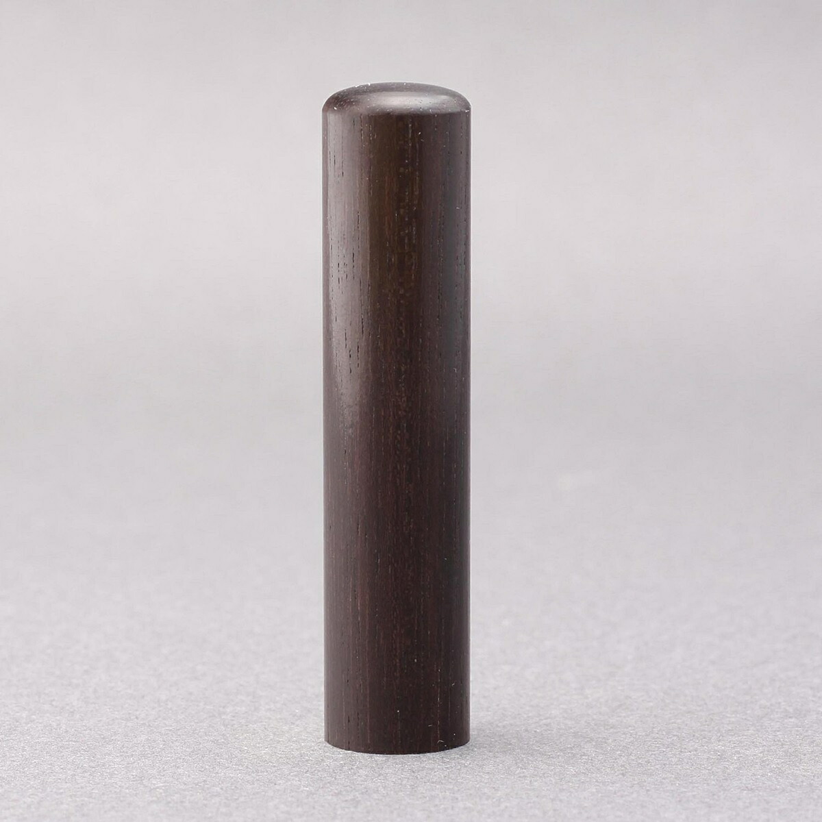 印鑑/実印/黒檀(無垢印材)/印鑑サイズ・13.5mm/印鑑の側面のアタリ選択有/印鑑10年保証付/印鑑プレビュー無料/印鑑ケース別売/トップクラスの匠-大周先生の美しい印影を匠の技で彫る超高級印鑑☆印鑑 銀行印 送料無料 売れ筋☆