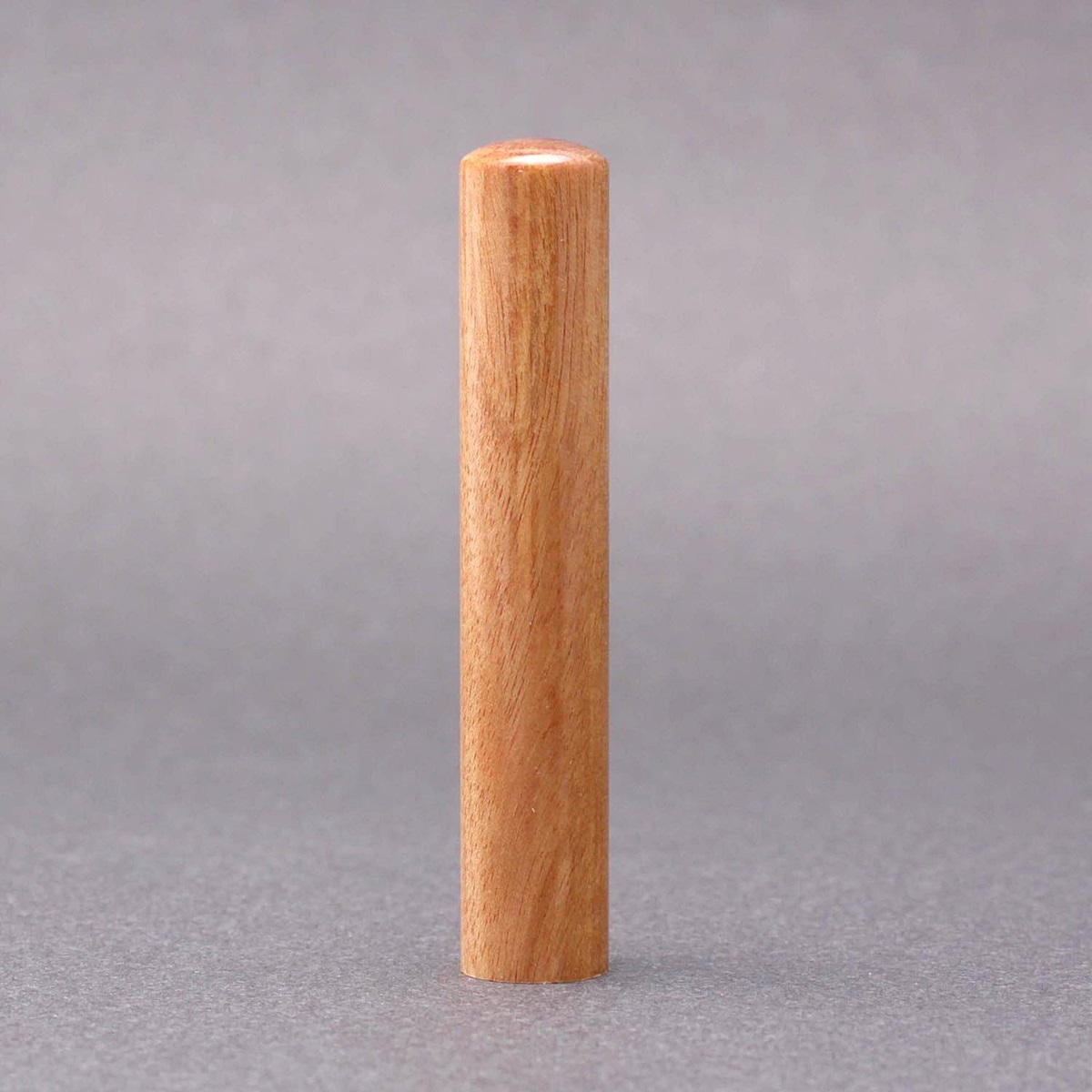 印鑑/実印/オノオレカンバ(無垢印材)/印鑑サイズ・10.5mm/印鑑10年保証付/印鑑プレビュー無料/印鑑ケース別売/トップクラスの匠-大周先生の美しい印影を匠の技で彫る超高級印鑑☆印鑑 銀行印 送料無料 売れ筋☆｜株式会社いいはんこやどっとこむ 12,090円