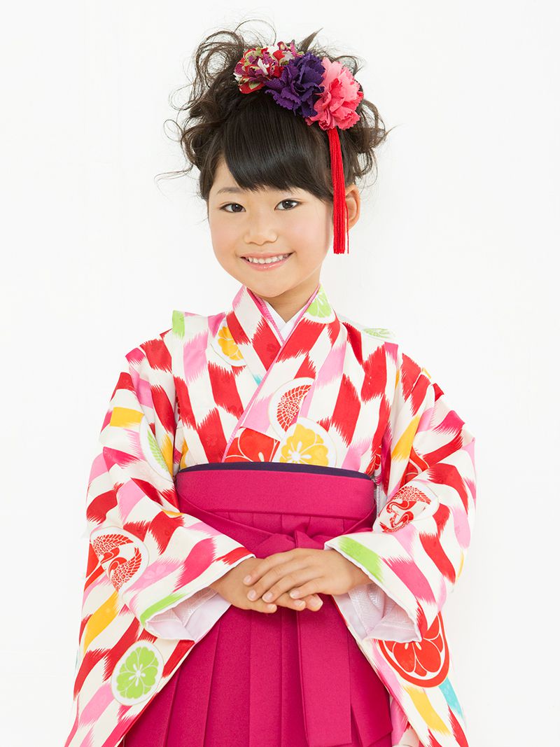 レンタル 袴 卒園式袴 女の子 Popでキュートな古典柄 Kks 18 往復送料無料 小物一式つき 結婚式 フルセット 7歳女の子 貸衣装 披露宴 レトロ 古典 卒園式 袴 子供 子ども こども キッズ 女児 女の子 七歳 7歳 衣装 袴セット 卒園 ジュニア 袴レンタル 卒業袴 はかま レンタル 袴 卒園式袴 女の子 Popでキュートな古典柄 Kks 18 往復送料無料 小物一式つき 結婚式 フルセット 7歳女の子 貸衣装 披露宴 レトロ 古典 卒園式 袴 子供 子ども こども キッズ 女児 女の子 七歳 7歳 衣装 袴セット 卒園 ジュニア 袴レンタル 卒業袴 はかま