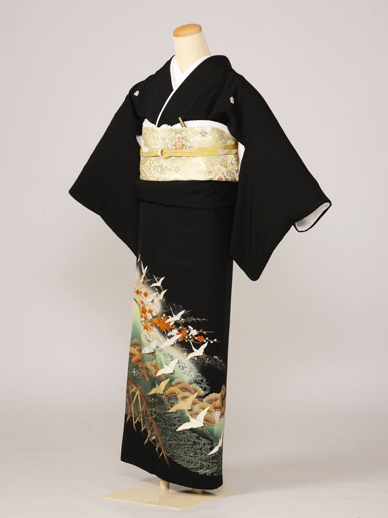 【レンタル】 留袖レンタルフルセット Mサイズ 黒留袖 レンタル 結婚式 母親 和服 列席 親族 留袖 143cm～153cm ～9号 送料無料 新品足袋プレゼント 小物一式つき 五つ紋 五三桐 結婚式 正装 和服 74A091