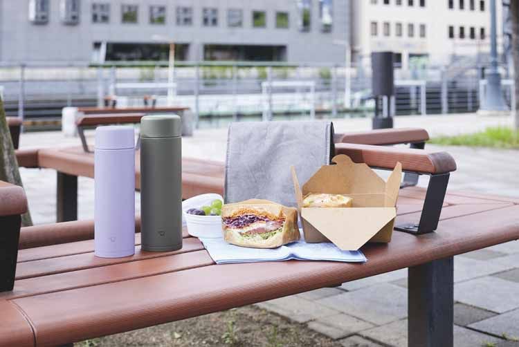 象印 ステンレスマグ 360ml SM-ZB36-CM 象印 マグボトル 軽量 軽い スポーツ アウトドア 水筒 お手入れ簡単 シームレスせん スポーツドリンク対応 保温 保冷 サンドベージュ ライラックパープル マットグリーン ミディアムグレー
