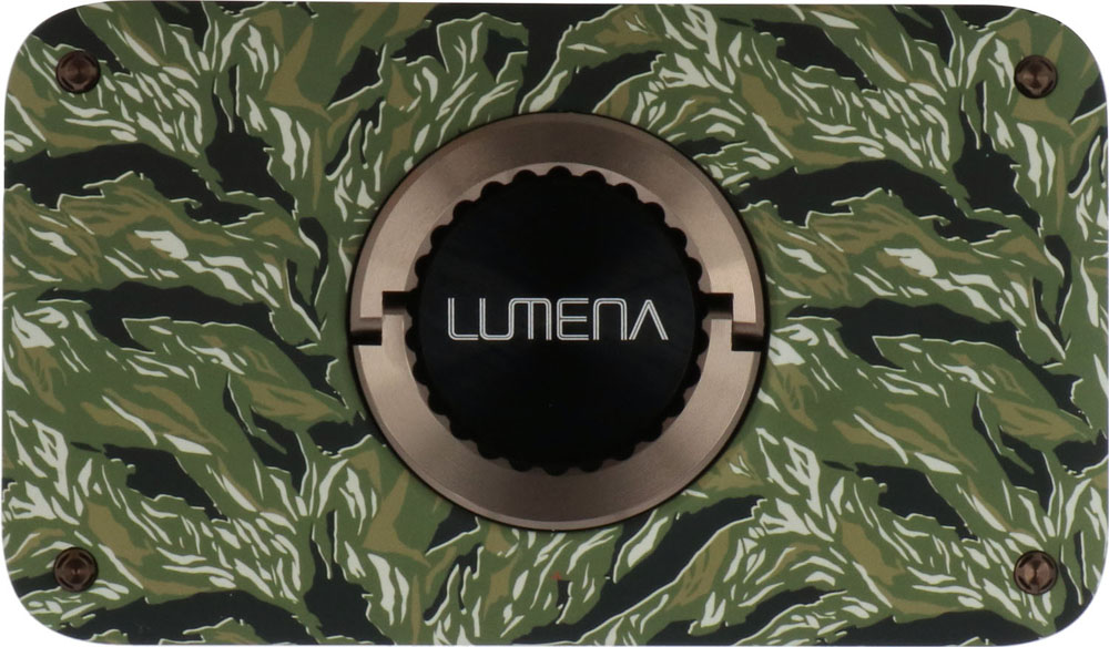 【18日から 1万円以上で500円OFFクーポン!】 ルーメナー LUMENA アウトドア LUMENA2X LEDランタン 迷彩グリーン 充電式 照明 ライト Type-C 防水 バッテリー機能 キャンプ バーベキュー 防災 停電対策 災害対策 LUMENA2KG|山とアウトドアの店 山気分