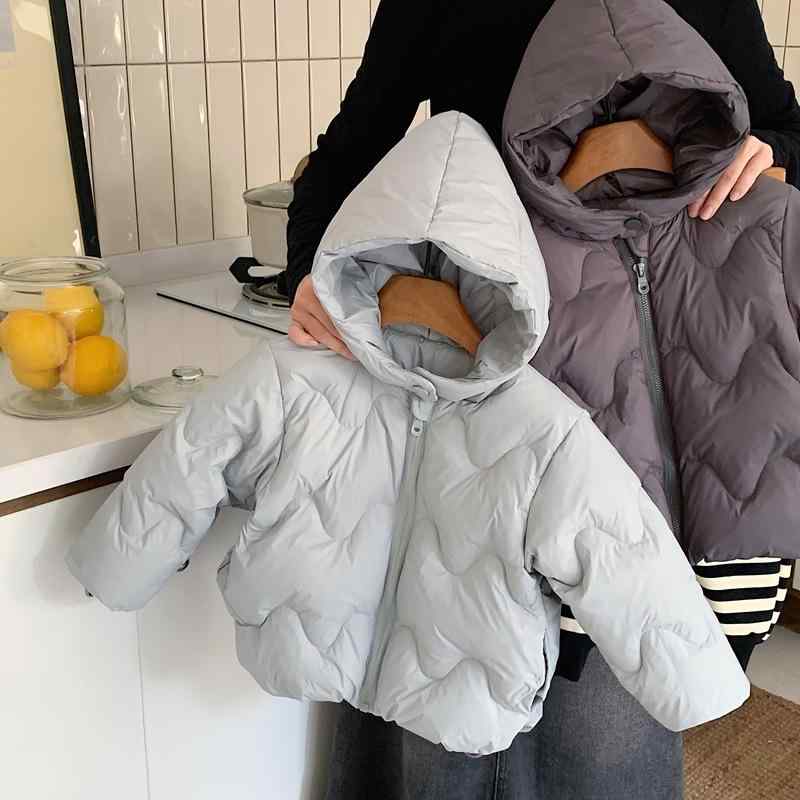 子供服 ダウンジャケット 男の子 アウター 冬 フード付き 防寒 撥水 軽量 ショート丈 キッズ 白ダウン 中綿 秋冬 無地 カジュアル