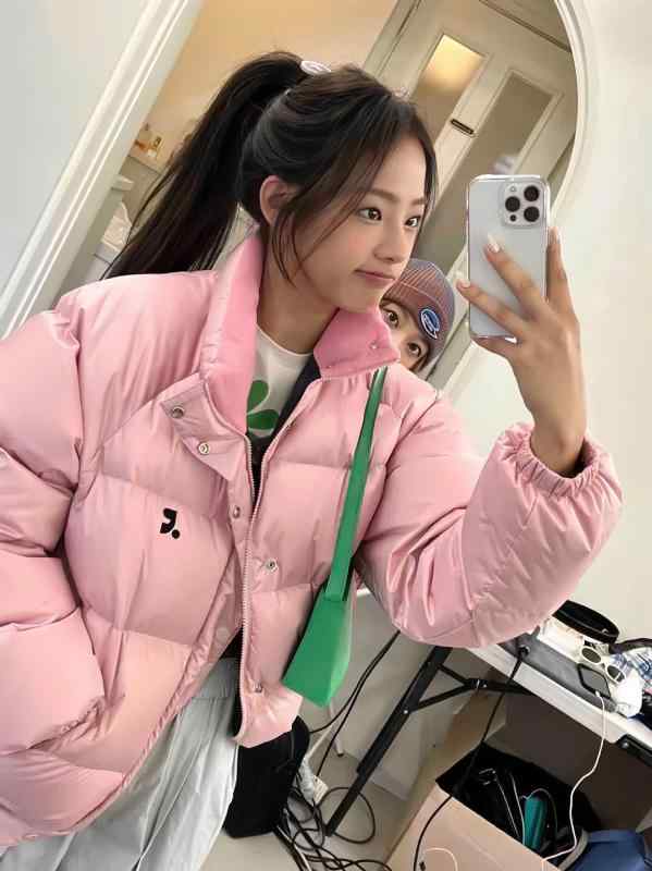 落ち込む上衣 レディース 韓国風 ゆったり 可愛らしい 心地好い 防寒 生あたたかい サクラ色系 黒いこと 深赤銅色