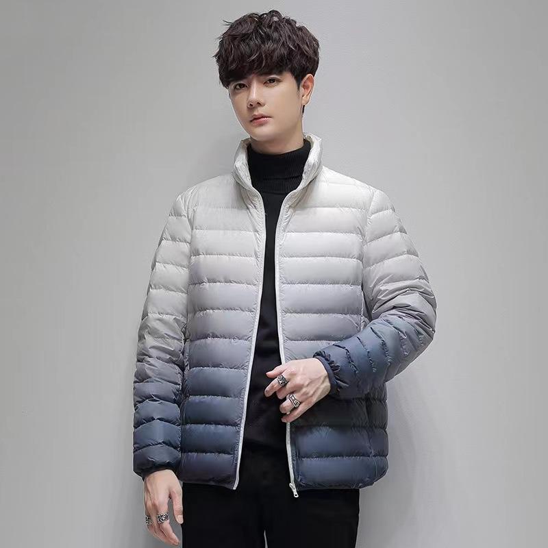 羽絨服 メンズ ライトダウンジャケット 秋冬 ショート丈 フード付き 立ち襟 ファッション カジュアル 保温性 防水 防風 撥水 軽量 ブラック系