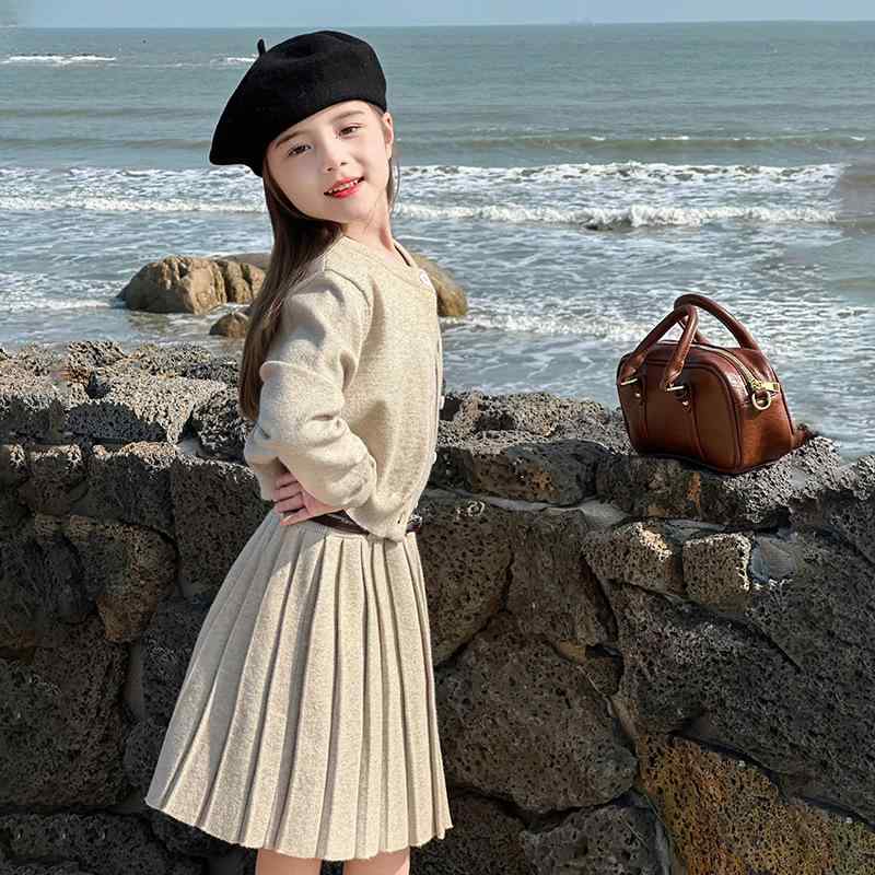 キッズ カーディガン & ワンピース セット 春物 ニット 女の子 子供服 上下セット かわいい おしゃれ 長袖 アウター トップス スカート 2点セット ベージュ系 通園 通学 普段使い