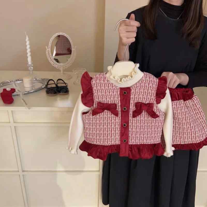 子供服 女の子用 秋冬 毛・希 セットアップ クリスマス かわいい チェック柄 ベスト ショートパンツ 上下セット 厚手 発表会 お出かけ