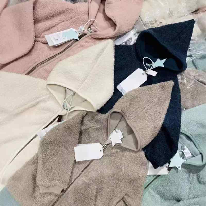 赤ちゃん服 アウター 上衣 ベビー服 男女兼用 羊羔? フリースジャケット 黒茶赤銅色 牧草地赤銅色 象牙色 ドン薄墨色 あったか 防寒