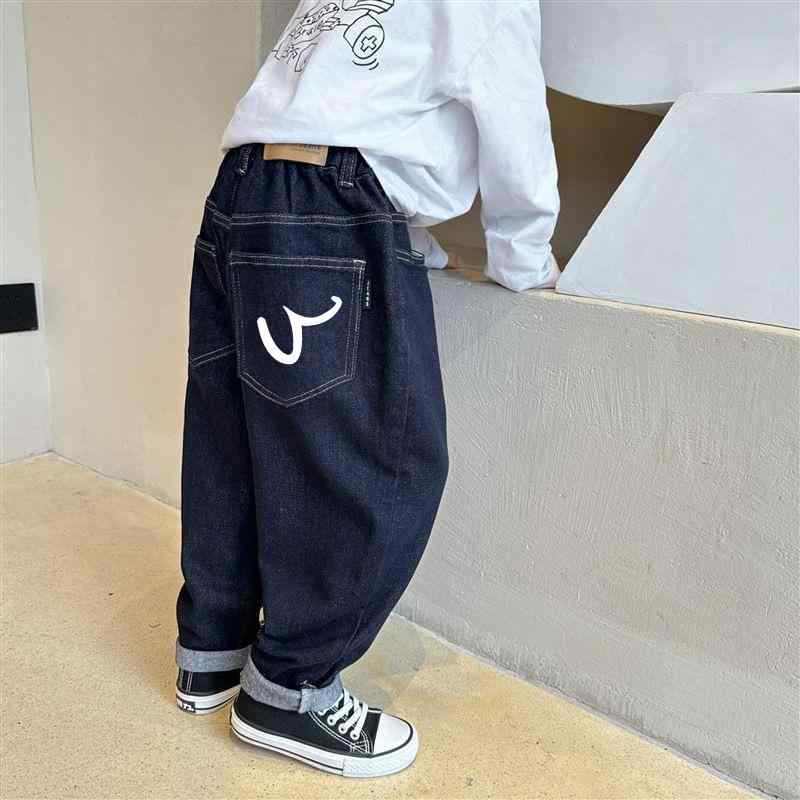 子供服 ジーンズ 男児 裏起毛 デニムパンツ 厚手 ロングパンツ 子供 ズボン 男の子 暖かい 防寒 冬 中学生 小学生 普段着 ブラック 黒 ネイビー 紺 110cm 120cm 130cm 140cm 150cm 160cm 170cm