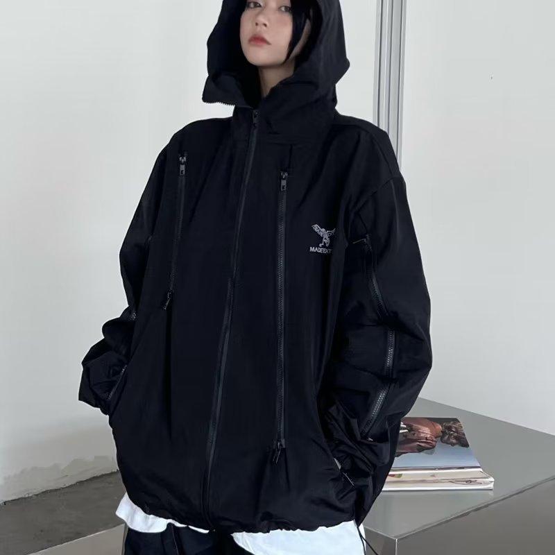 ジャケット 男性用 春秋 アウトドア パーカー ブラック アウター ゆったりめ デザイン モード ストリートファッション