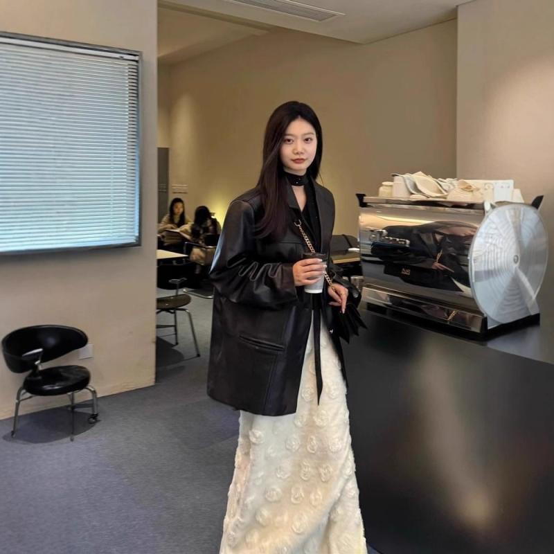ジャケット レディース ブラック テーラード レザージャケット 秋冬 韓国風 カジュアル ショート丈 普段使い 長袖 フェイクレザー 高級感｜イーマイショップ