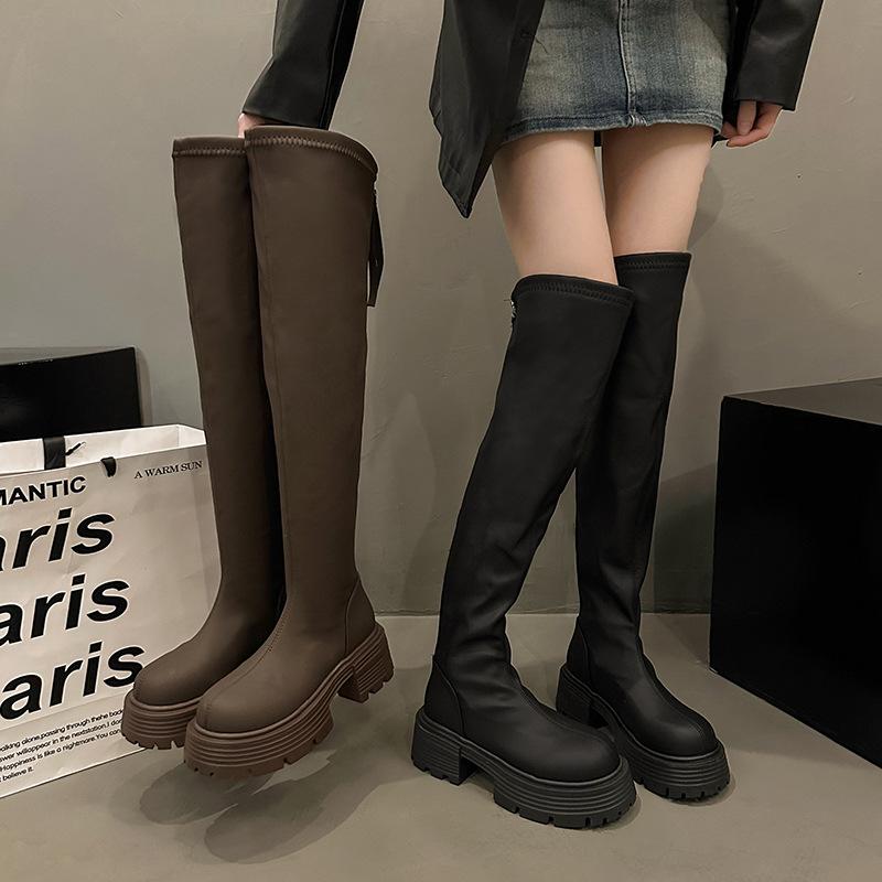 ブーツ レディース ニーハイブーツ 厚底 裏起毛 ストレッチ 伸縮性 細見え 美脚 ラウンドトゥ ミドルヒール チャンキーヒール プルストラップ ファスナー 滑り止め あったか 保温 防寒 秋冬 黒 茶色
