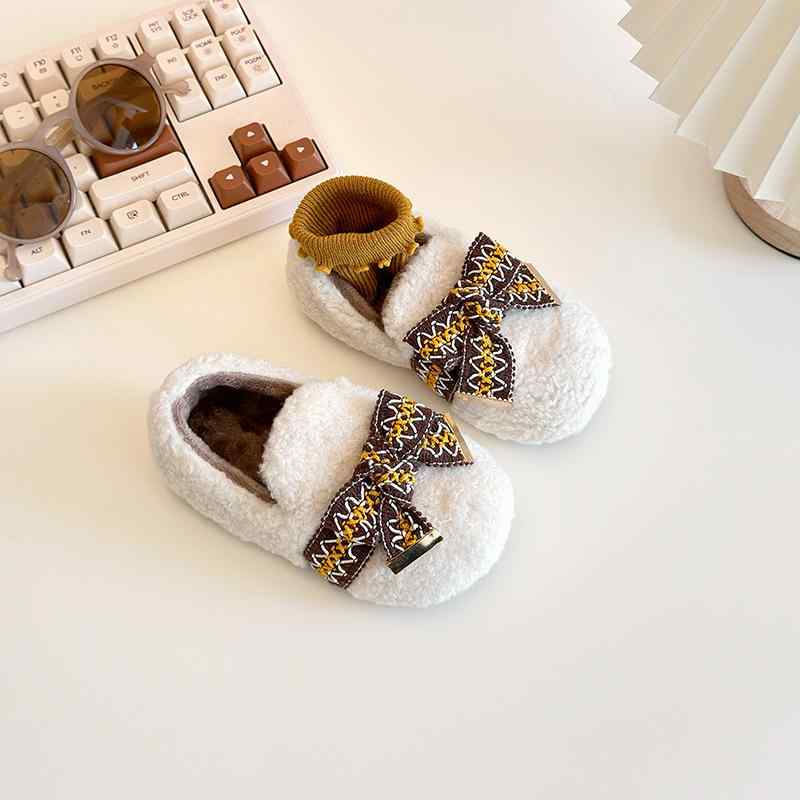 ベビー ガールズ シューズ 雪遊び スノーブーツ 裏起毛 幼児 子供靴 1歳 2歳 3歳 4歳 5歳 かわいい 蝶結び ミルクホワイト ダークブラウン ワインレッド 4,158円