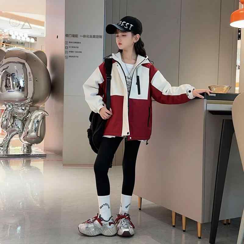 子供服 アウター 女の子 秋冬 ジャケット 中綿入り 防寒 フード付き ジャンパー ウィンドブレーカー 120cm 130cm 140cm 150cm 160cm 170cm 普段使い 通学着 ポリエステル