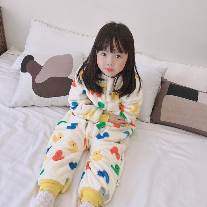 子供用パジャマ ベビー服 フランネル 秋冬 男女兼用 ホームウェア つなぎ パープル イエロー アヒル 保温性 80 90 100 110 120 130