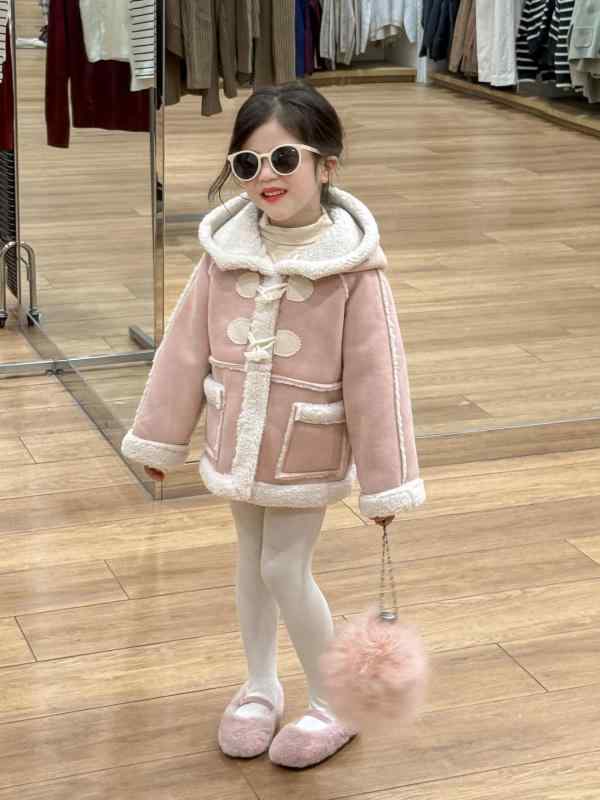 子供服 女の子 アウター 冬 もこもこ ジャケット 裏起毛 フード付き ダッフルコート風 かわいい 暖かい 防寒 中綿 コート キッズ ガールズ ピンク系