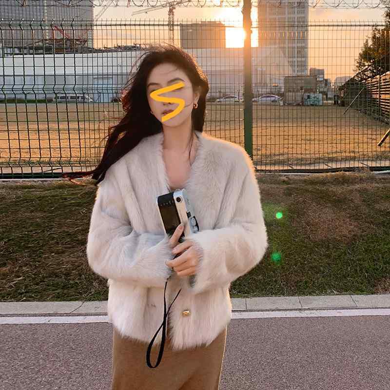 コート レディース Vネック 月白色 黒色 フェイクファー アウター 暖かい 防寒 韓国風 エレガント かわいい ふわふわ モコモコ 通勤 お出かけ 秋冬｜イーマイショップ 9,734円