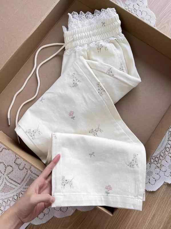 レディース 韓国風 春夏 甘め かわいい クール ストリートスタイル レース 切り替え デザイン パンツ ゆったり ワイドレッグ ロングパンツ 薄手 微弾力 伸縮性 軽量 吸湿速乾 接触冷感 素材 杏色 ポケット 付き すっきり スリム効果 普段使い 通