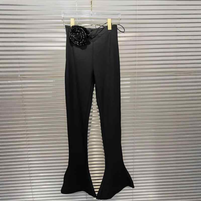 レディースパンツ 秋冬 コットン 素材 ブラック ハイウエスト 修身 デザイン 直筒 シルエット 喇叭 型 ロングレングス 切り替え ディテール 軽量 伸縮性 吸湿速乾 機能 通勤用 普段使い 対応 カジュアル スタイル 名媛風 魅力 ビッグシルエット 6,367円