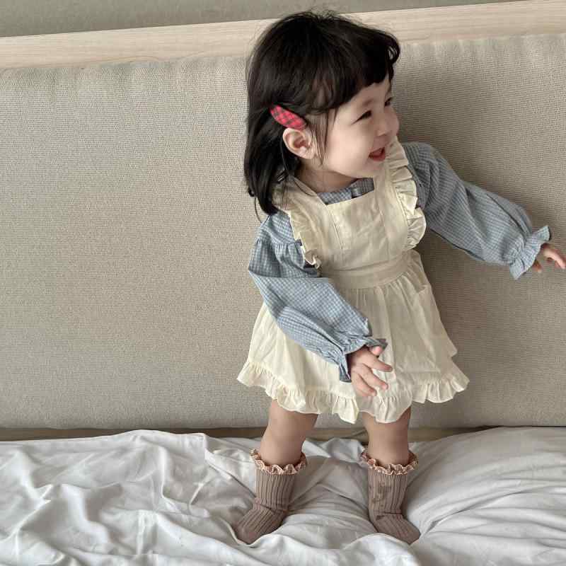 ベビー 女の子 長袖ロンパース カバーオール 小格子柄 フリル 襟付き ブルマ付きスカート風 セットアップ 綿 春秋 60 70 80