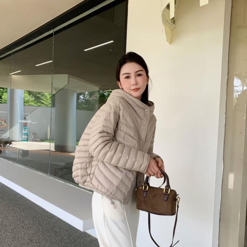 羽毛ジャケット レディース 白ダウン 長袖 フード付き ドローストリング あったか レトロ アウター 黒 白 ベージュ キャメル