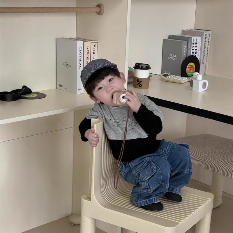 キッズ 長袖Tシャツ デニムパンツ セットアップ 春秋物 子供服 男の子 ボーイズ 幼児 普段着 かわいい カートーン プリント 綿95%