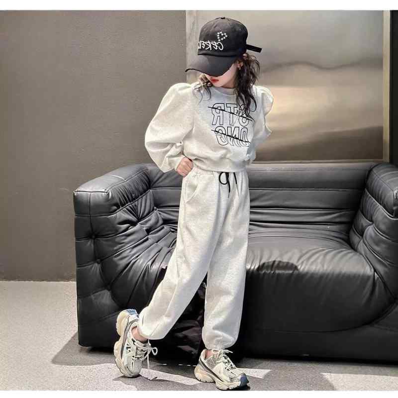 子供服 スウェット セットアップ 女の子 秋冬 長袖 裏起毛 厚手 トレーナー ロングパンツ 上下セット 3歳 4歳 5歳 6歳 7歳 8歳 9歳 10歳 綿 65% 普段使い 部屋着