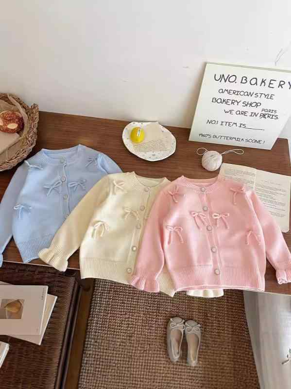 ニット カーディガン 女の子 キッズ ベビー 蝶結び かわいい ガーリー トップス 韓国風 長袖 秋冬 春秋 ブルー ピンク系 ベージュ 90 100 110 120 130 140