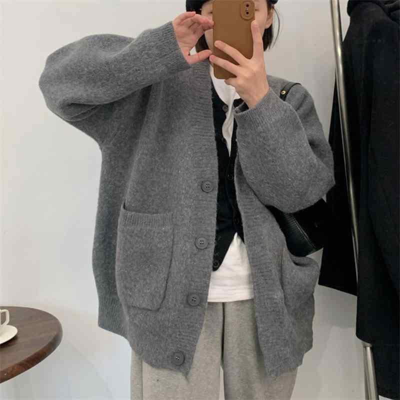ニットカーディガン 女性用 秋冬 長袖 Vネック 開き カードガン ゆったり ルーズフィット スリム効果 大ポケット ポリエステル スパンデックス 混紡 単色 ミドル厚 立体装飾 学院風 かわいい 爽やか グレー イエロー オレンジ レッド ベージュ ネ