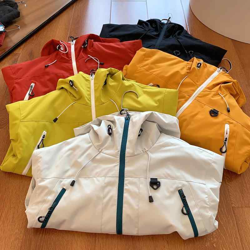 ジャケット レディース アウトドア 防風 防寒 耐摩耗 撥水 アウター フード付き ジャンパー 登山 トレッキング キャンプ S M L レッド イエロー ブラウン ブラック ホワイト