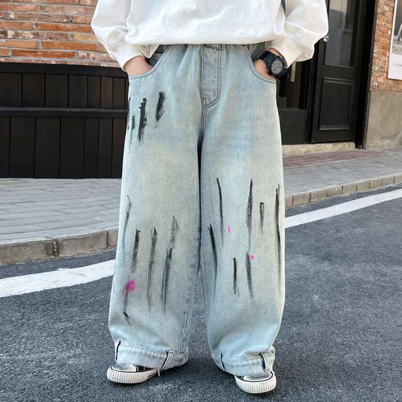 子供用ジーンズ 男の子 春物 デニムパンツ ワイドレッグパンツ ストレートパンツ ロングパンツ 高学年 普段使い お出かけ用