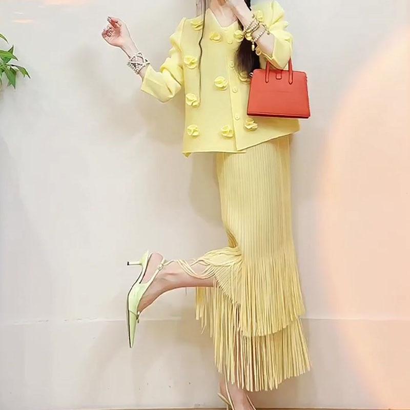 セットアップ レディース ラウンドネック 立体 花柄 長袖 トップス フリンジ スカート プリーツ ポリエステル 通勤 春